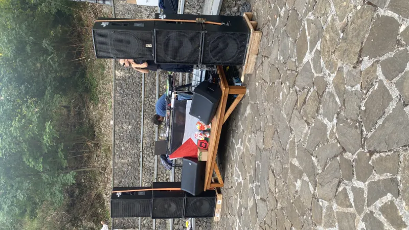 Subwoofer HK 18” cono Turbosound — foto 1