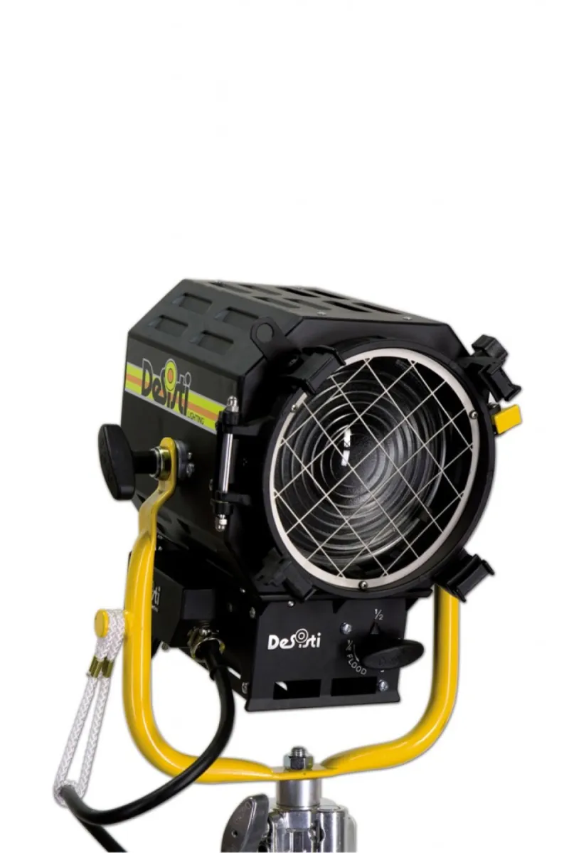 Leonardo Fresnel 1000W