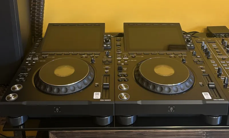 CDJ3000X - PLAYER MULTIMEDIALE PER DJ CON WIFI E NFC — foto 1