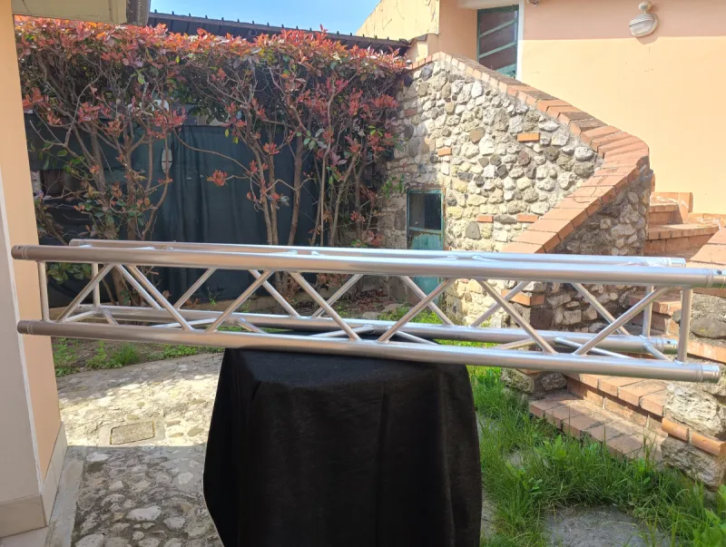 truss da 2 metri lato 29cm