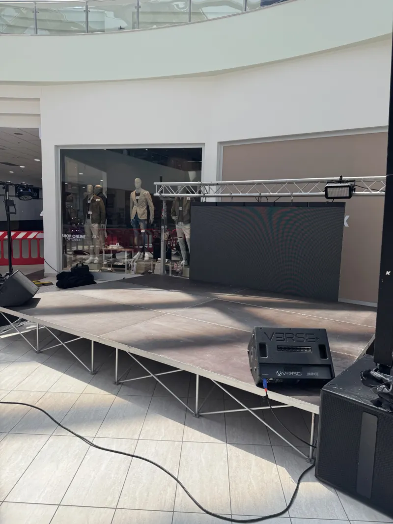 Palco titan stage