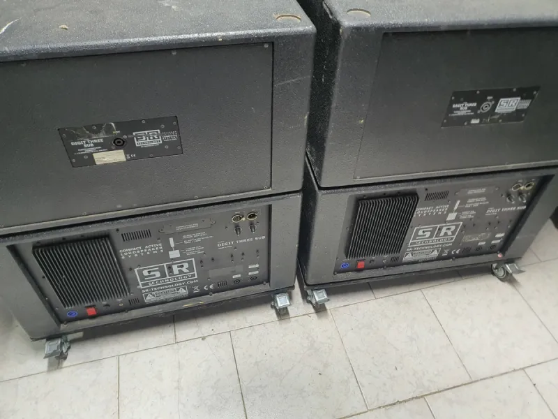 SUB SR Technology Digit Three — foto 1